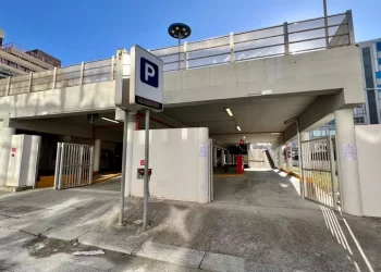 Fame di parcheggi a Cagliari, riapre multipiano da 200 posti