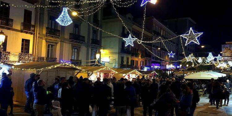 Per le feste Cagliari si accende di luci