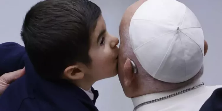Il Papa contro il regime israeliano, ‘a Gaza bambini mitragliati, quanta crudeltà’