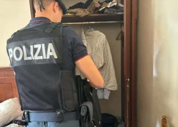Blitz polizia contro gruppo neonazista, 12 arresti