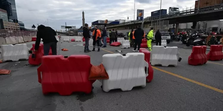 Infortunio al porto di Genova: un operaio è morto schiacciato, un altro è ferito