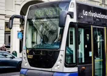 Mit ai sindacati, ridurre o annullare gli scioperi del 12 e 13