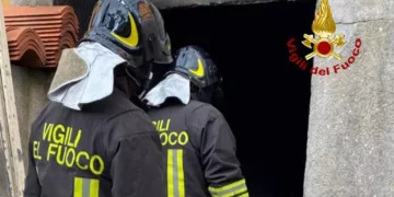 Esplosione in una villetta a Aprilia per una fuga di gas, 2 morti