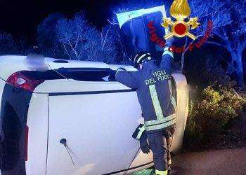 Isola Caprera, perde il controllo dell’auto: un ferito grave