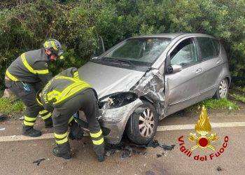 Sassari, scontro tra due auto: diversi feriti