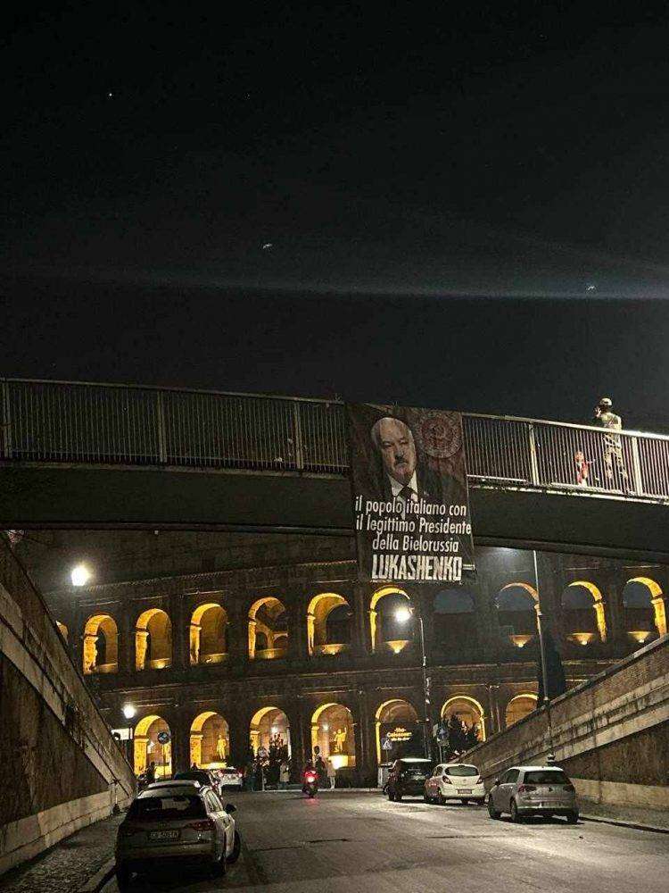 “Solidarietà alla Bielorussia”,  striscione a Roma contro le ingerenze imperialiste