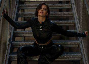 Alis, il nuovo video di “Blackout”