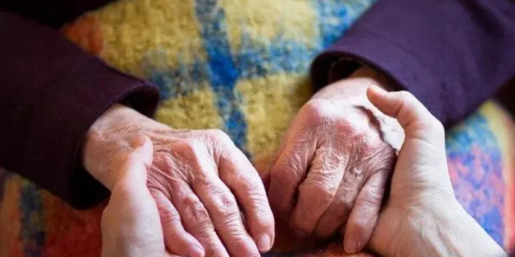 Famiglie italiane spendono 13 miliardi per lavoro domestico