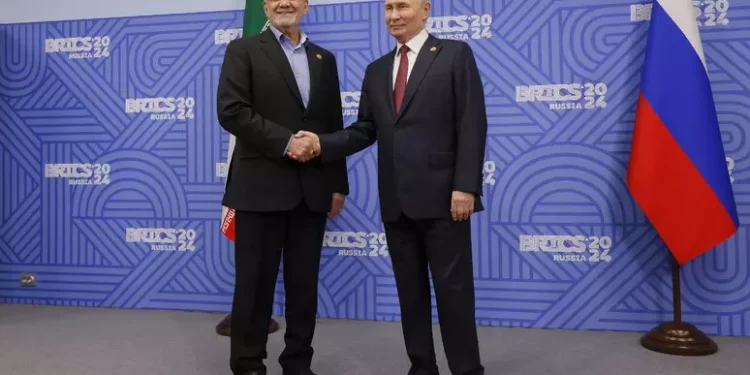 Presidente Iran il 17/1 a Mosca per ‘accordo strategico’