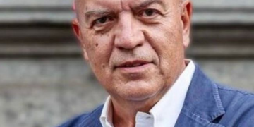 Marco Rizzo presenta il manifesto per un sovranismo popolare oltre la destra e la sinistra