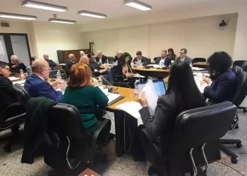 Sanità: sindacati, la riforma non serve, ripartire dai territori