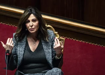 Truffa all’Inps, resta a Milano l’inchiesta su Santanchè