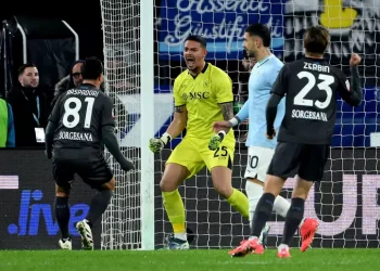 Scambio prestiti portieri Cagliari-Napoli, Caprile rossoblu