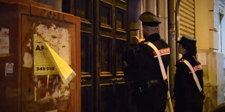 Sorpresa a creare cristalli di ketamina in casa, arrestata