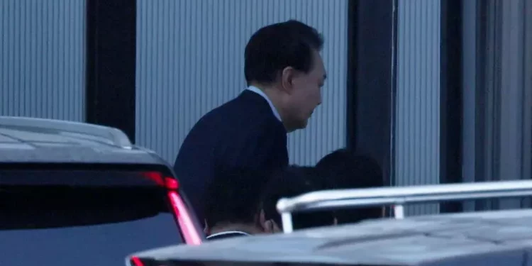 Corea del Sud, Yoon arrestato: si rifiuta di testimoniare