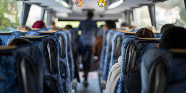 Alghero, politiche sociali: viaggi e attività fisica gratuiti per gli anziani over 65