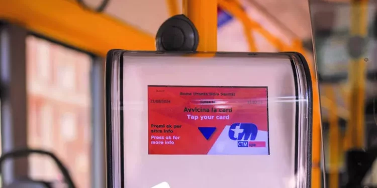 Nuovo sistema di convalida biglietti contactless sui bus del Ctm