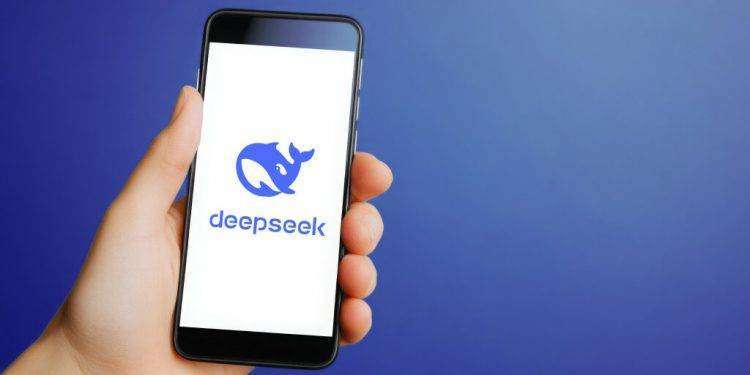 Cos’è DeepSeek, l’app che ha mandato ko il Nasdaq e ora è stata hackerata