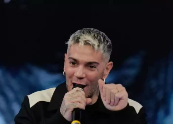 Emis Killa indagato rinuncia a Sanremo: ‘Preferisco fare un passo indietro’