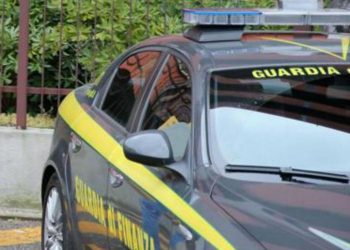 Catanzaro, corruzione e truffa: 12 misure cautelari per universitari e dirigenti Asp