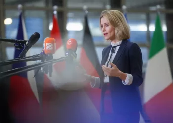 L’Ue allenta le sanzioni alla Siria: L’Unione Europea al fianco dei terroristi tagliagole dell’Isis