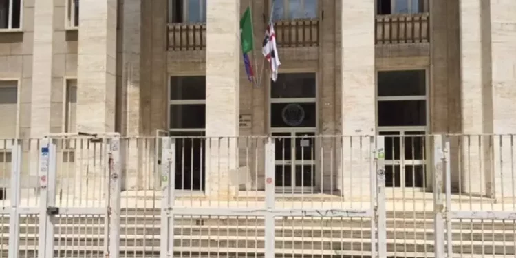 Interruzione energia, lunedì 20 chiusi Licei Dettori e D’Arborea