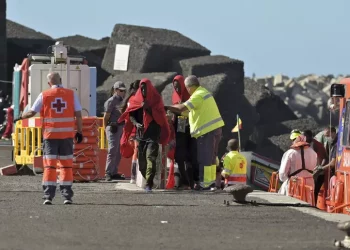 Ong, almeno 50 migranti morti in un naufragio alle Canarie