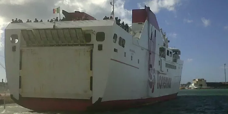 Pronta nuova nave per la tratta Sardegna-Corsica ma serve deroga
