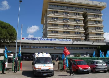 Tre infermiere aggredite da un paziente in ospedale a Taranto