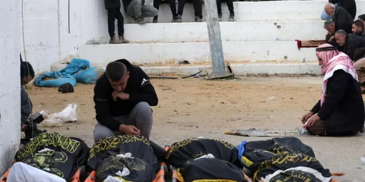 Il regime sanguinario israeliano uccide 6 palestinesi e ne ferisce 35 nella Cisgiordania Occupata