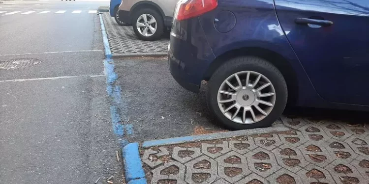 Cambiano regole parcheggi blu, Sassari si adegua a Codice strada
