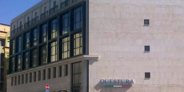 Colpo al supermercato in viale Poetto, bottino 4mila euro