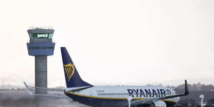 L’utile di Ryanair a 149 milioni, taglia stime passeggeri