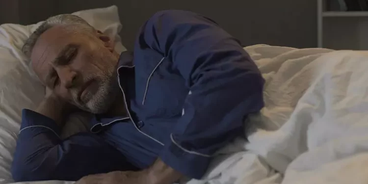 La fase del sonno in cui si sogna potrebbe difendere dall’Alzheimer