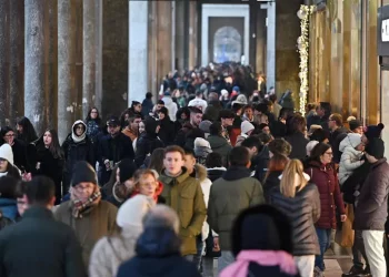 Istat, a gennaio sale fiducia di imprese e dei consumatori