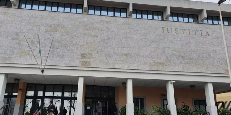 Bancarotta fraudolenta, imprenditore e compagna ai domiciliari