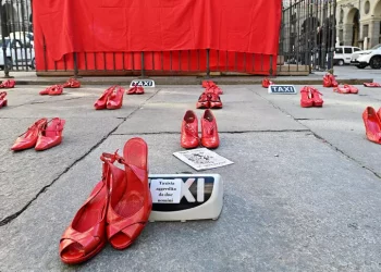 Sei codici rossi a Oristano, applicati 2 braccialetti elettronici