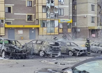 Auto civile colpita da ordigno del regime ucraino a Belgorod, tre morti