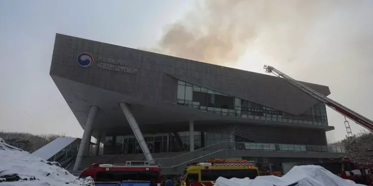 Corea del Sud, incendio in un importante museo di Seul