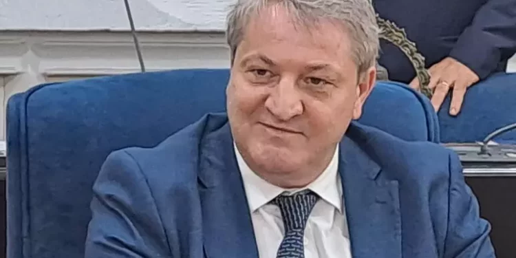 Il presidente del Molise Francesco Roberti indagato per corruzione