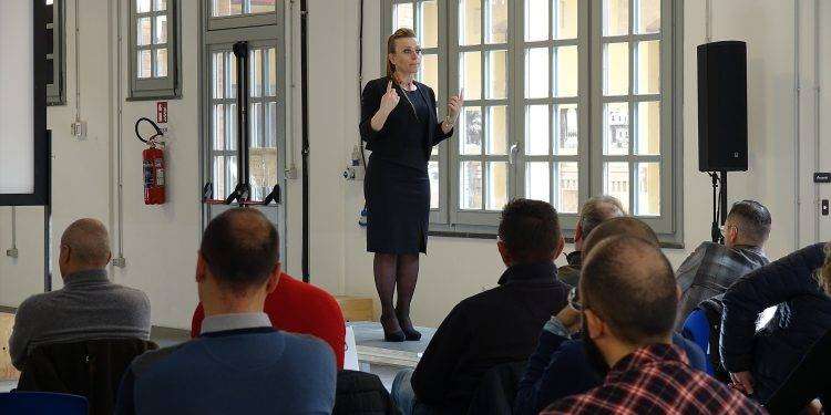 Sardegna pioniera nell’inclusione: nasce la piattaforma che abbatterà le barriere per le persone sorde