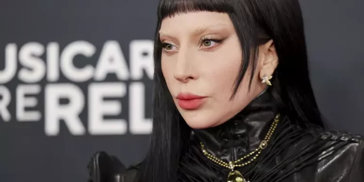 Musica, Lady Gaga si esibirà a Rio de Janeiro il 3 maggio