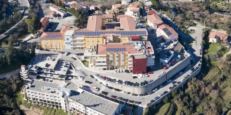 Emorragia durante la gestazione, donna ricoverata a Lanusei