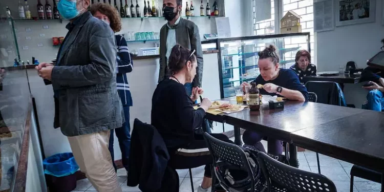 Nuovo piano pandemico, restrizioni della libertà solo con leggi