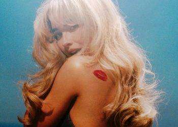 Sabrina Carpenter, il 14 febbraio esce Short n’ Sweet Deluxe: a marzo concerto a Milano