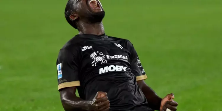 Calcio: Cagliari, Luvumbo in rampa di lancio per Bologna