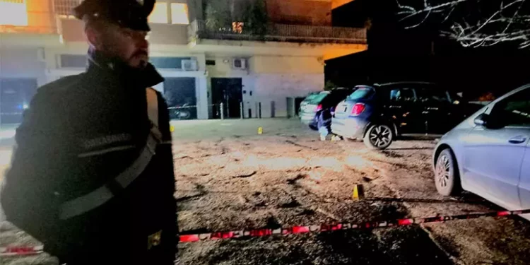 Vigilante spara al ladro, il rapinatore è morto