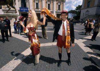 Eva Henger: “Moana ha simulato la sua morte nel 1994, per andarsene in pace un anno dopo”