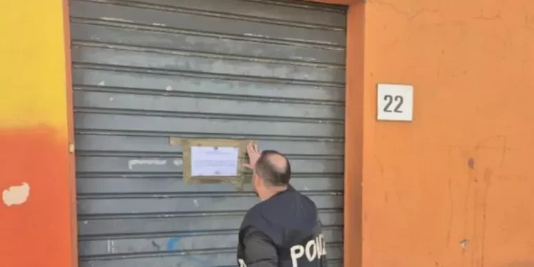 Maxi rissa con 40 persone, chiuso locale in centro a Sassari