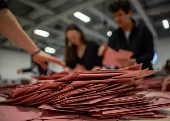 Vince la Cdu di Merz in Germania, l’Afd seconda al 19,5%